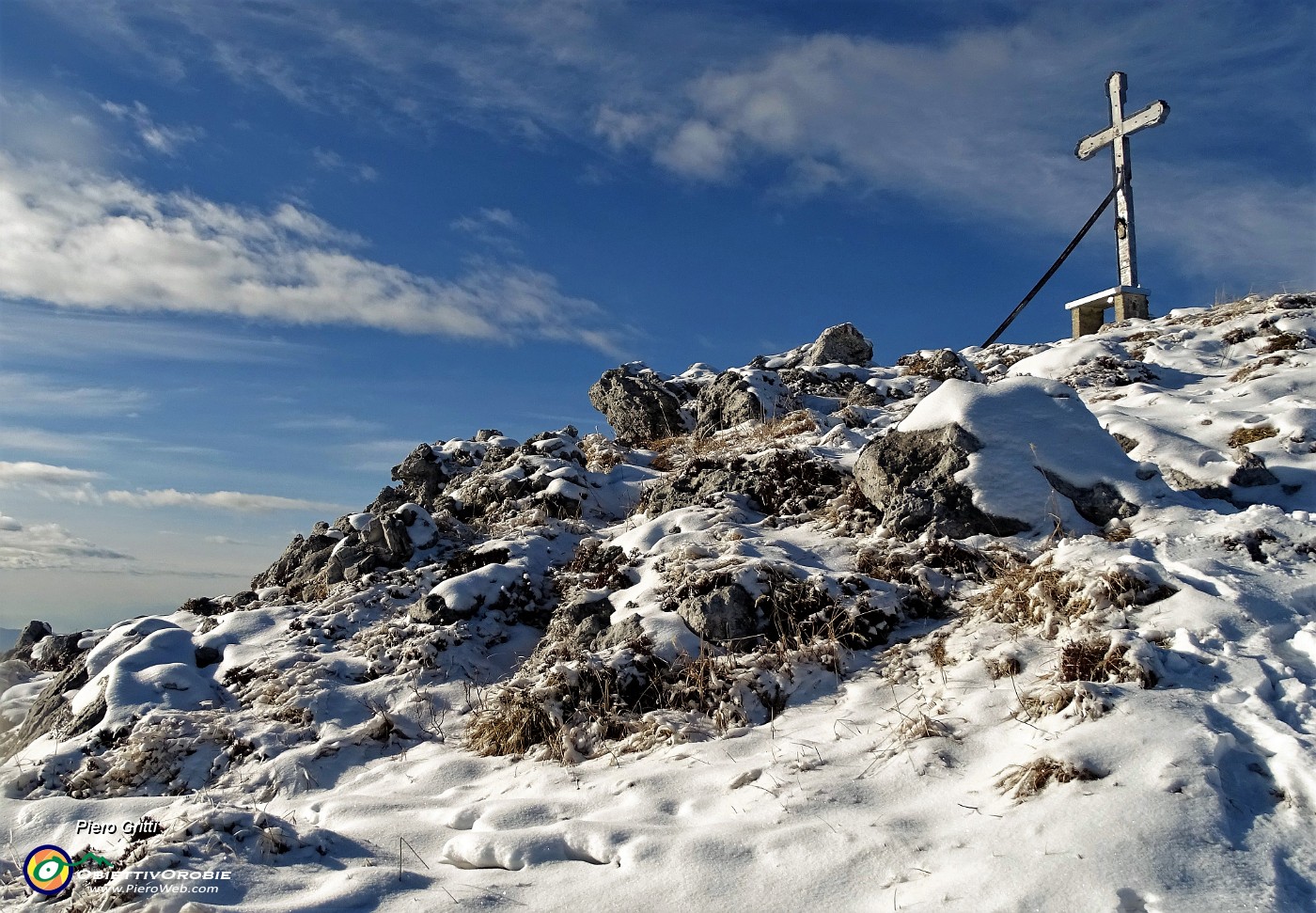 72 Croce di Cima Croce (1978 m) d'Alben  in bella vista.JPG -                                